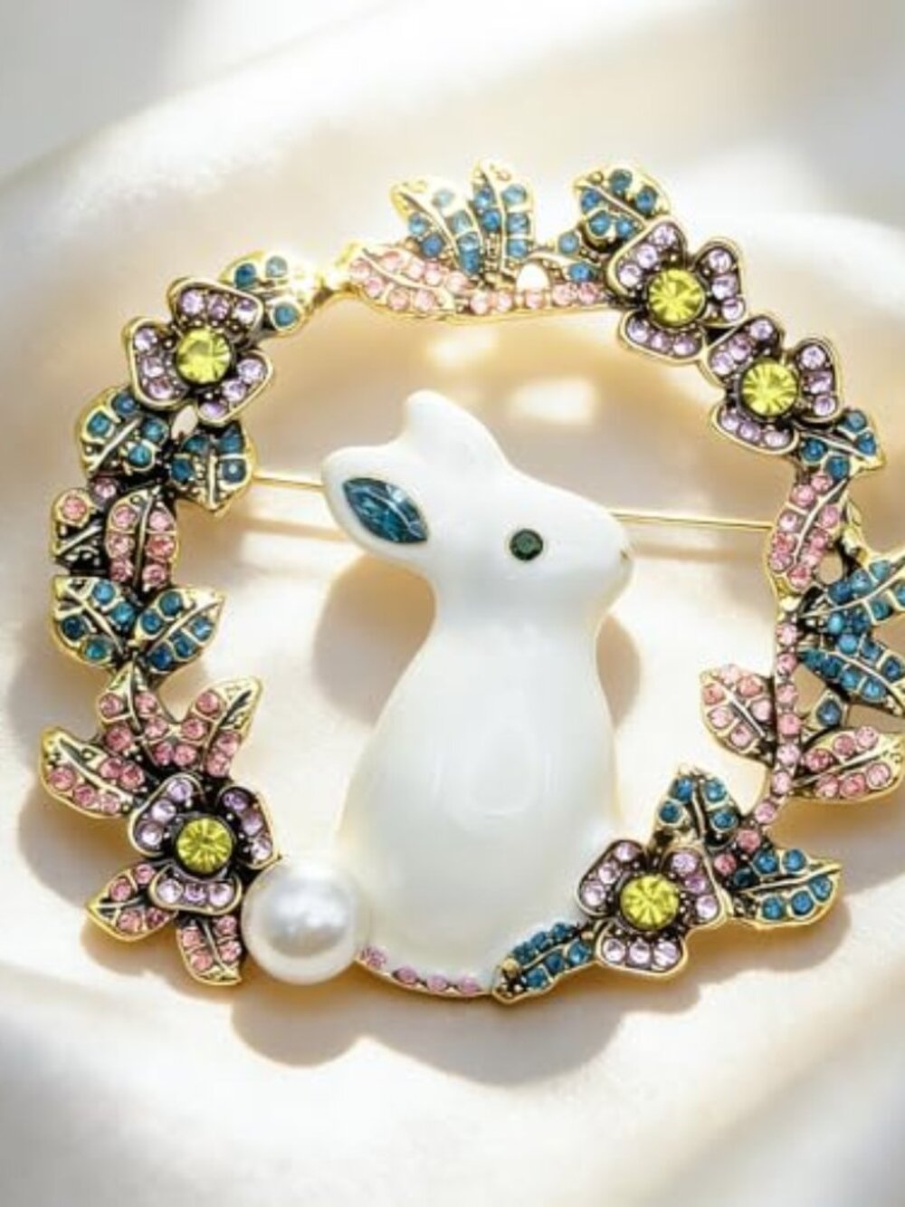 New - Cute Rabbit Rhinestone Brooch Pin for Women Girls, Fashion Crystal Bunny